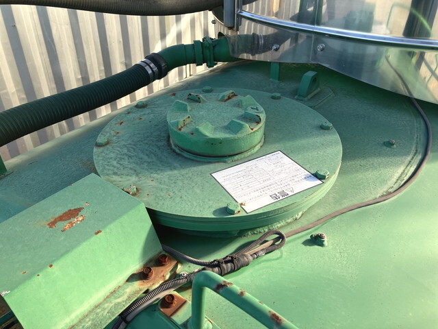 いすゞエルフバキュームカー小型（2t・3t）[写真11]