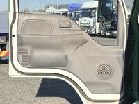 いすゞエルフバキュームカー小型（2t・3t）[写真29]