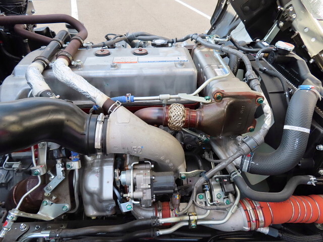 日野レンジャークレーン4段増トン（6t・8t）[写真15]