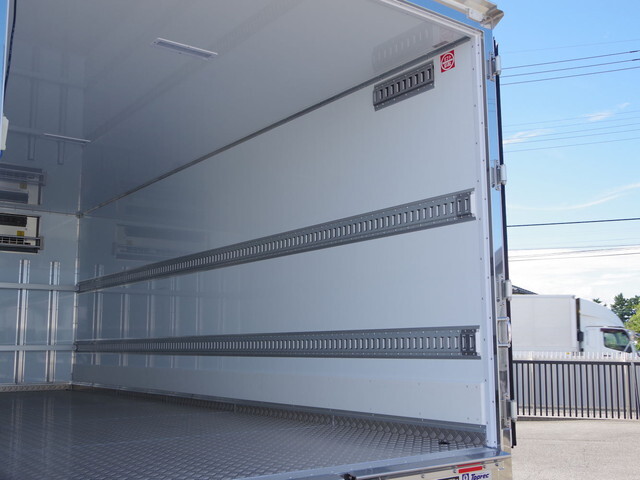 三菱ふそうファイター冷凍車（冷蔵車）中型（4t）[写真17]