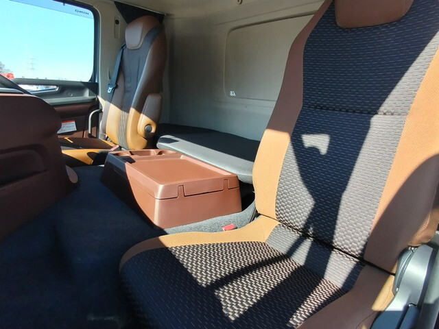 日野プロフィア深ダンプ（土砂禁ダンプ）大型（10t）[写真21]