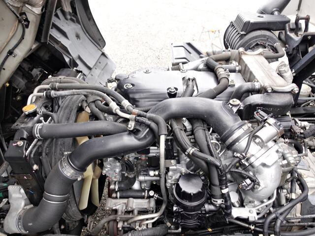 いすゞフォワードアルミウイング中型（4t）[写真13]