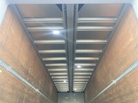 UDトラックスクオンアルミウイング大型（10t）[写真13]