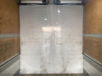 UDトラックスクオンアルミウイング大型（10t）[写真17]