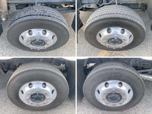 UDトラックスクオンアルミウイング大型（10t）[写真19]