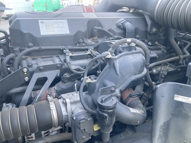 UDトラックスクオンアルミウイング大型（10t）[写真25]