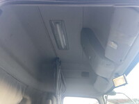 UDトラックスクオンアルミウイング大型（10t）[写真35]