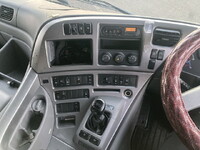 UDトラックスクオンアルミウイング大型（10t）[写真37]