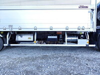 三菱ふそうファイターアルミウイング中型（4t）[写真14]