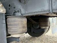 いすゞギガアルミウイング大型（10t）[写真18]