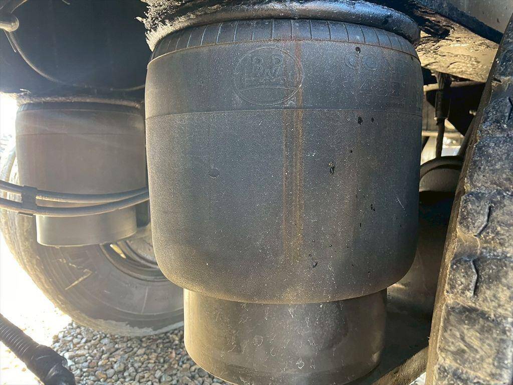 その他のメーカーその他の車種煽付平床式トレーラー大型（10t）[写真22]