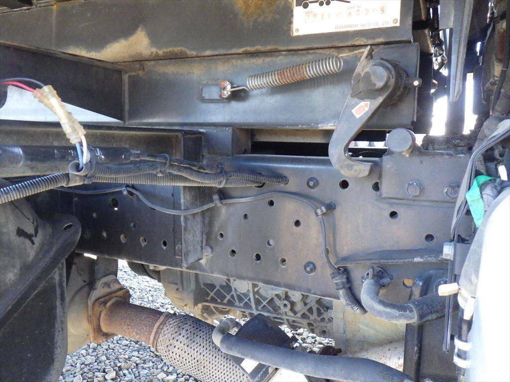 いすゞエルフローダーダンプ小型（2t・3t）[写真16]