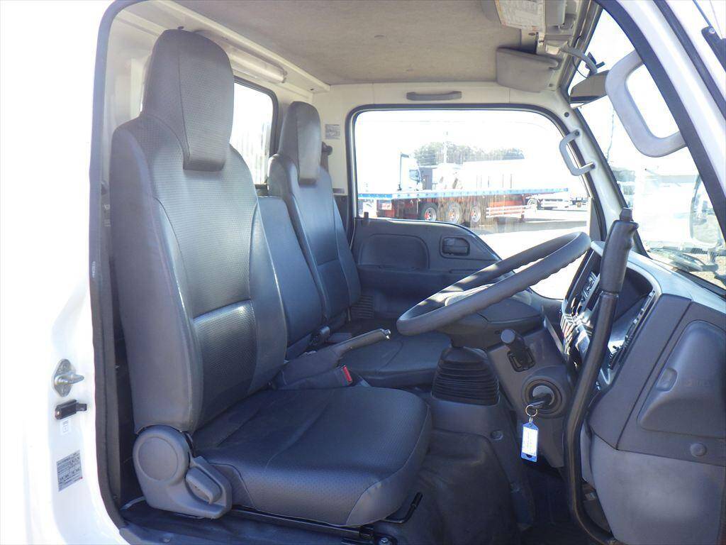 いすゞエルフローダーダンプ小型（2t・3t）[写真20]