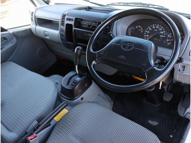 トヨタトヨエースパネルバン小型（2t・3t）[写真27]