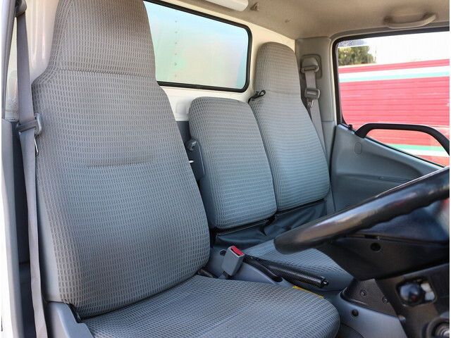 トヨタトヨエースパネルバン小型（2t・3t）[写真28]