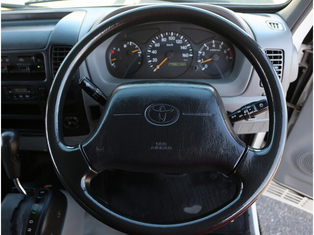 トヨタトヨエースパネルバン小型（2t・3t）[写真30]