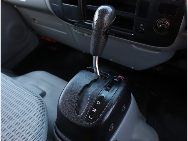 トヨタトヨエースパネルバン小型（2t・3t）[写真32]