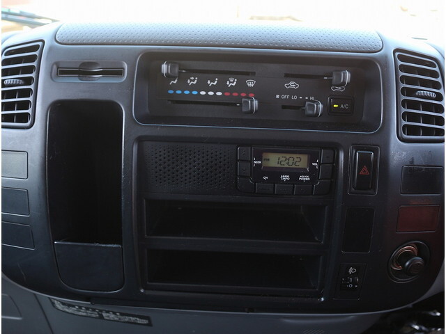 トヨタトヨエースパネルバン小型（2t・3t）[写真33]