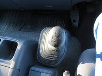 いすゞフォワードクレーン5段増トン（6t・8t）[写真12]