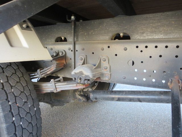 いすゞフォワードクレーン5段増トン（6t・8t）[写真33]