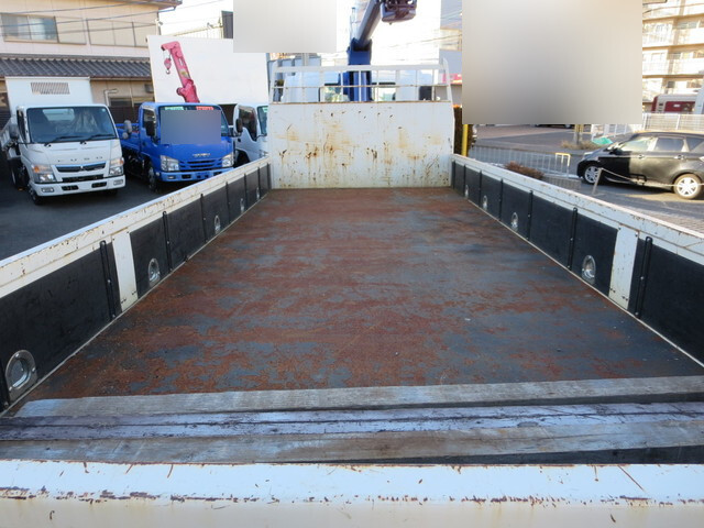 いすゞフォワードクレーン5段増トン（6t・8t）[写真05]