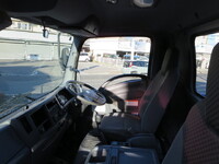 いすゞフォワードクレーン5段増トン（6t・8t）[写真07]