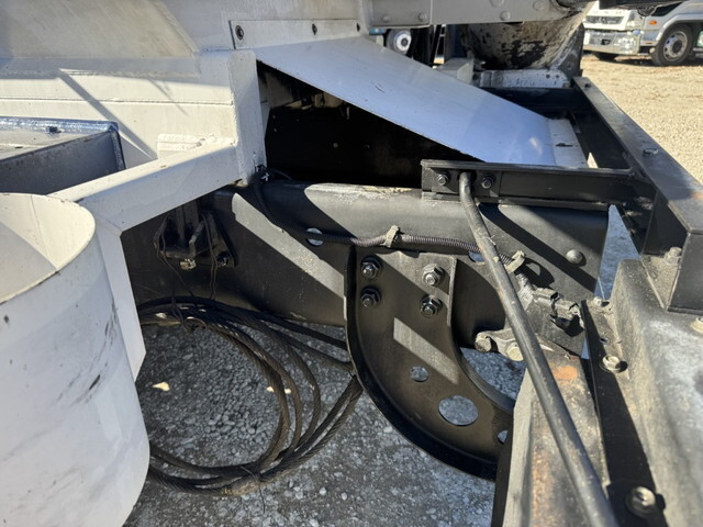 三菱ふそうファイターミキサー車（コンクリートミキサー）増トン（6t・8t）[写真26]