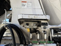 三菱ふそうファイターミキサー車（コンクリートミキサー）増トン（6t・8t）[写真28]