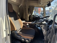 日野レンジャーアルミウイング中型（4t）[写真06]