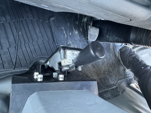 日野デュトロ三転ダンプ小型（2t・3t）[写真17]