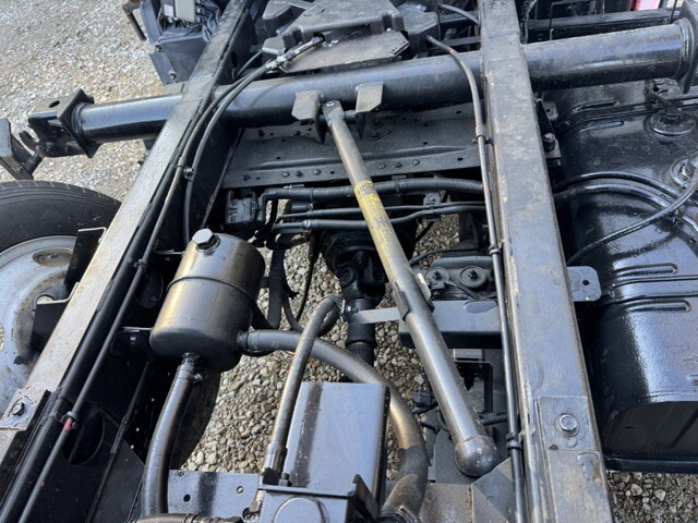 日野デュトロ三転ダンプ小型（2t・3t）[写真24]