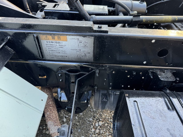 日野デュトロ三転ダンプ小型（2t・3t）[写真25]