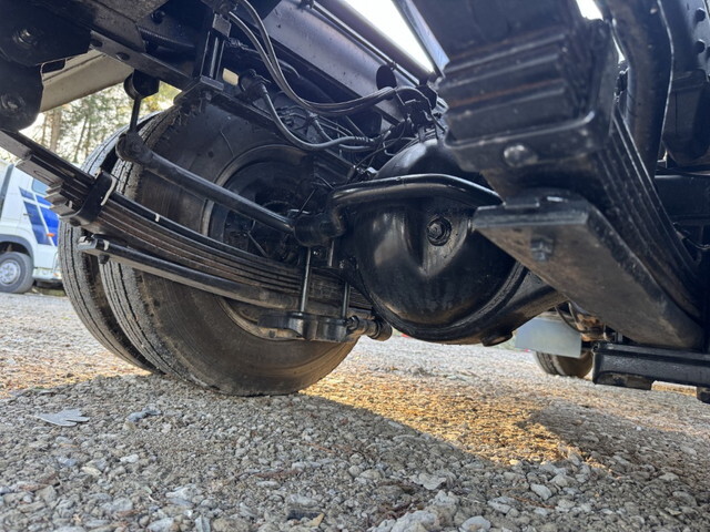 日野デュトロ三転ダンプ小型（2t・3t）[写真28]