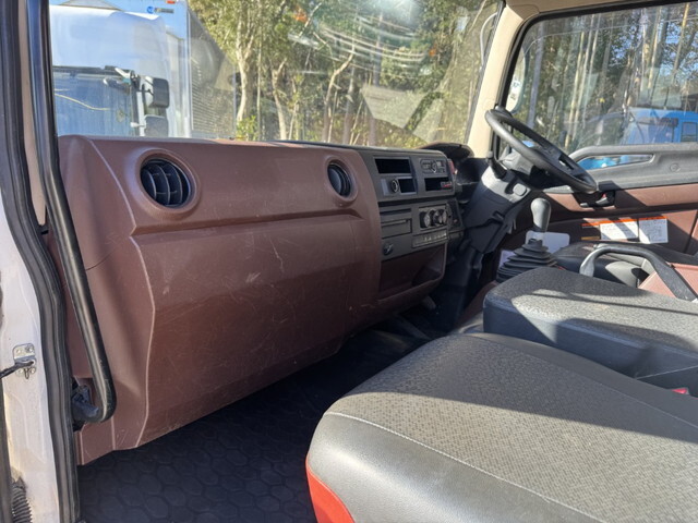 日野レンジャークレーン4段中型（4t）[写真28]