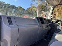 いすゞフォワードクレーン4段中型（4t）[写真12]