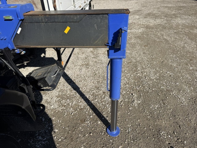 いすゞフォワードクレーン4段中型（4t）[写真23]