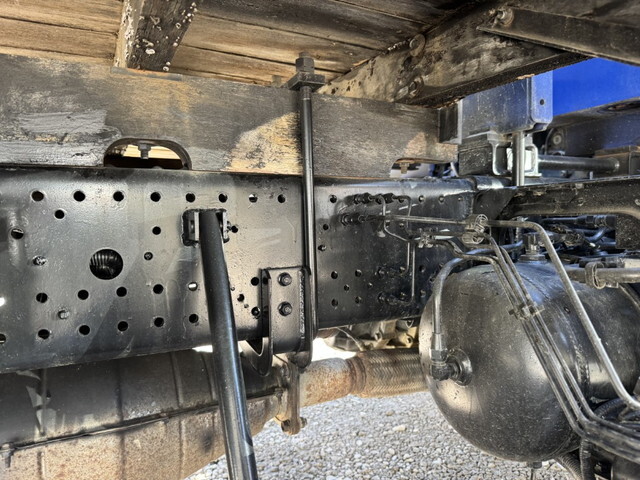 いすゞフォワードクレーン4段中型（4t）[写真27]