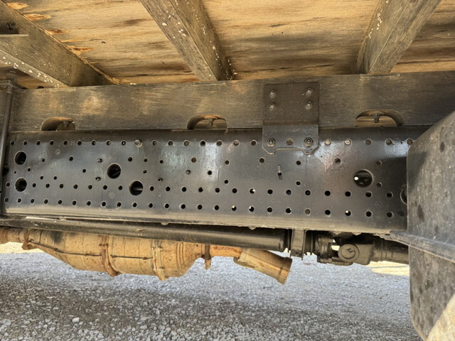 いすゞフォワードクレーン4段中型（4t）[写真33]