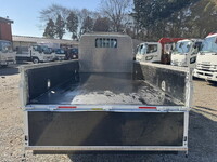 三菱ふそうキャンター平ボディ小型（2t・3t）[写真18]