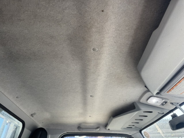 三菱ふそうキャンター平ボディ小型（2t・3t）[写真06]