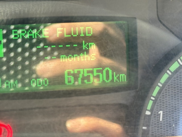 三菱ふそうキャンター平ボディ小型（2t・3t）[写真08]