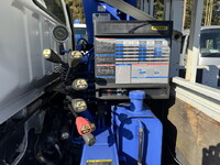 三菱ふそうキャンタークレーン4段小型（2t・3t）[写真12]