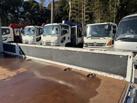 三菱ふそうキャンタークレーン4段小型（2t・3t）[写真17]