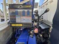 三菱ふそうキャンタークレーン4段小型（2t・3t）[写真19]