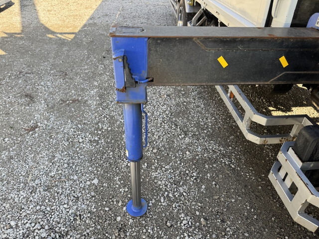 三菱ふそうキャンタークレーン4段小型（2t・3t）[写真21]