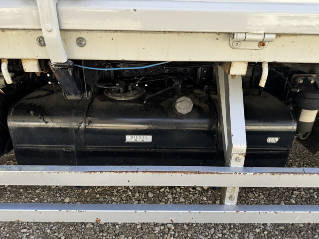 三菱ふそうキャンタークレーン4段小型（2t・3t）[写真24]