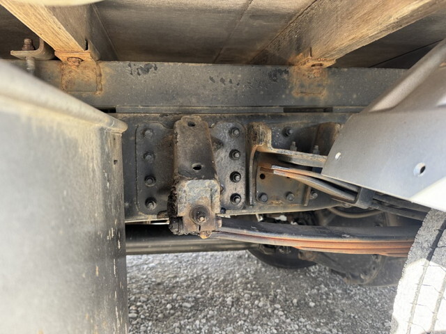 三菱ふそうキャンタークレーン4段小型（2t・3t）[写真28]