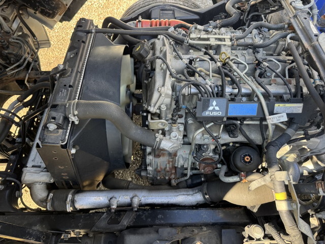 三菱ふそうキャンタークレーン4段小型（2t・3t）[写真30]