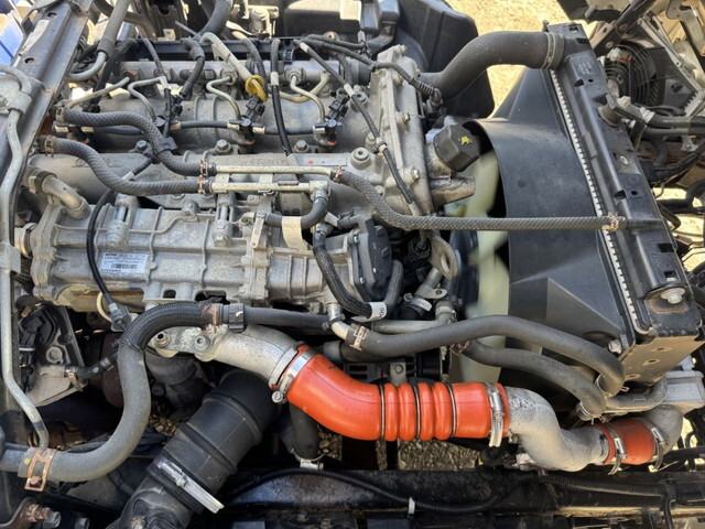 三菱ふそうキャンタークレーン4段小型（2t・3t）[写真34]