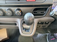 三菱ふそうキャンター冷凍車（冷蔵車）小型（2t・3t）[写真13]